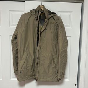Mountain Hardwear waterproof breathable down parka,650 down fill,brand new.